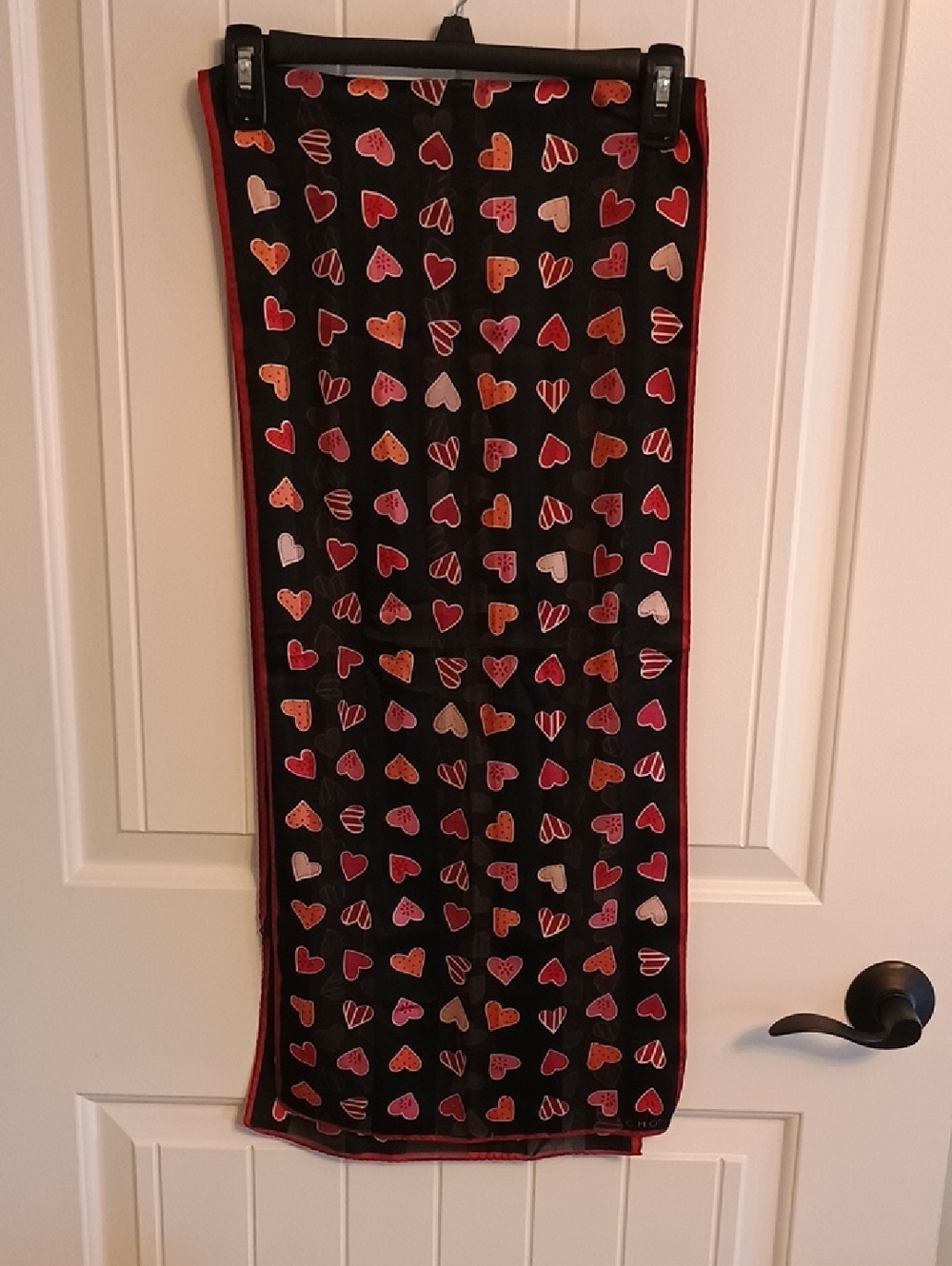 Like New Echo Hearts Scarf